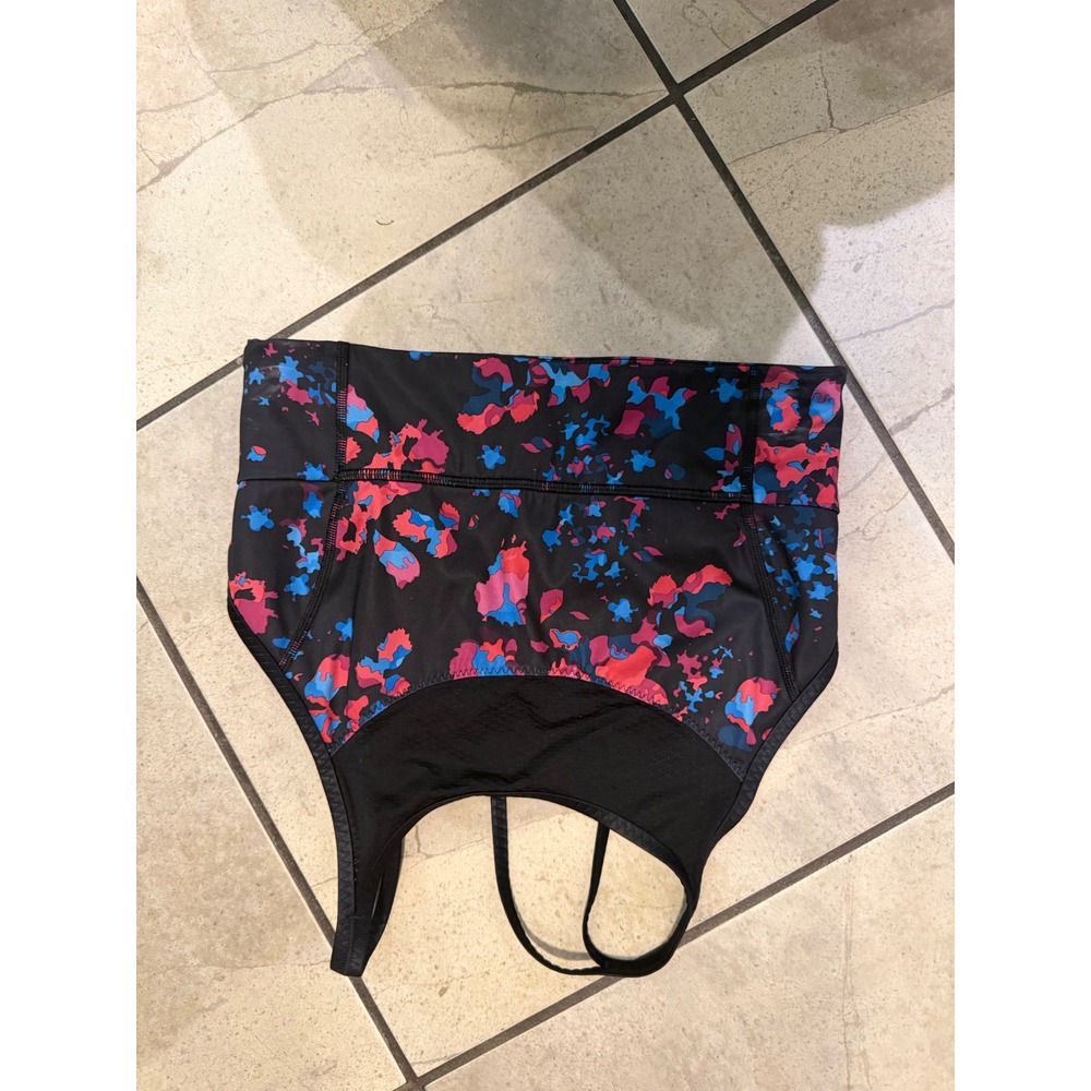 Lululemon Strappy Cross Back Sports Bra Black Blue Pink Abstract Splatter Print